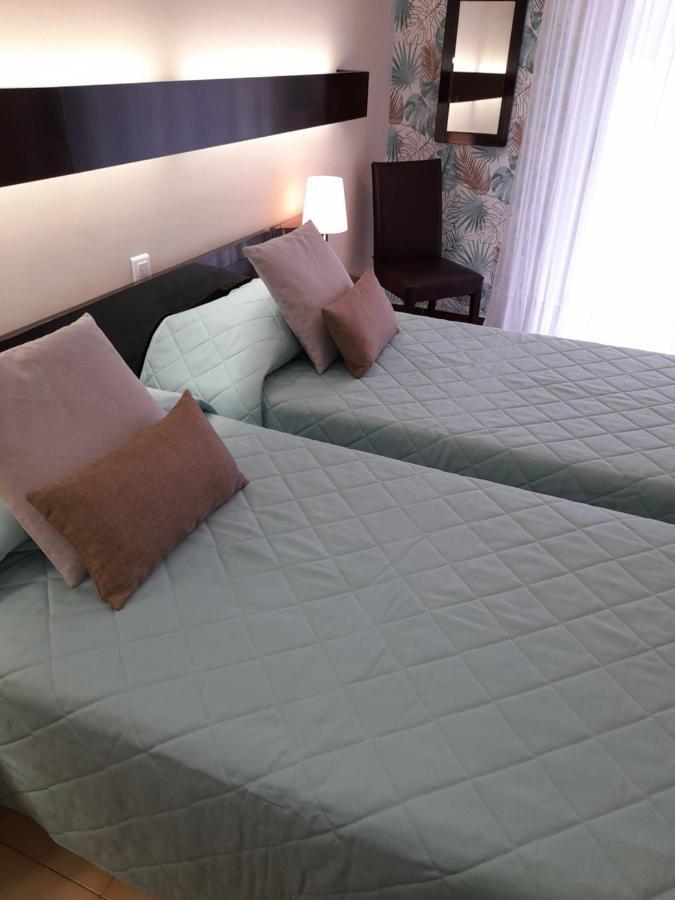Hotel Beach Проприано Екстериор снимка