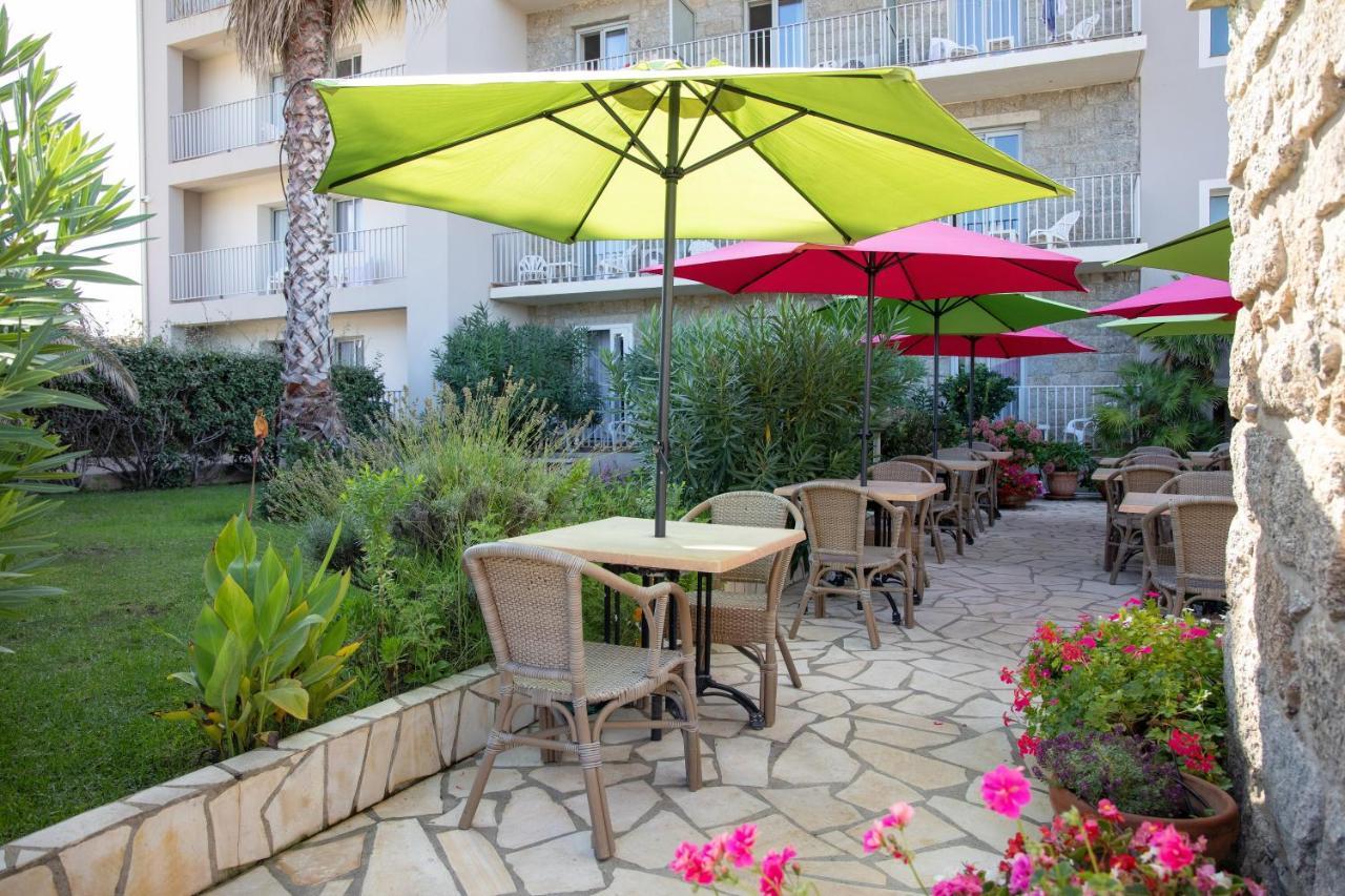Hotel Beach Проприано Екстериор снимка